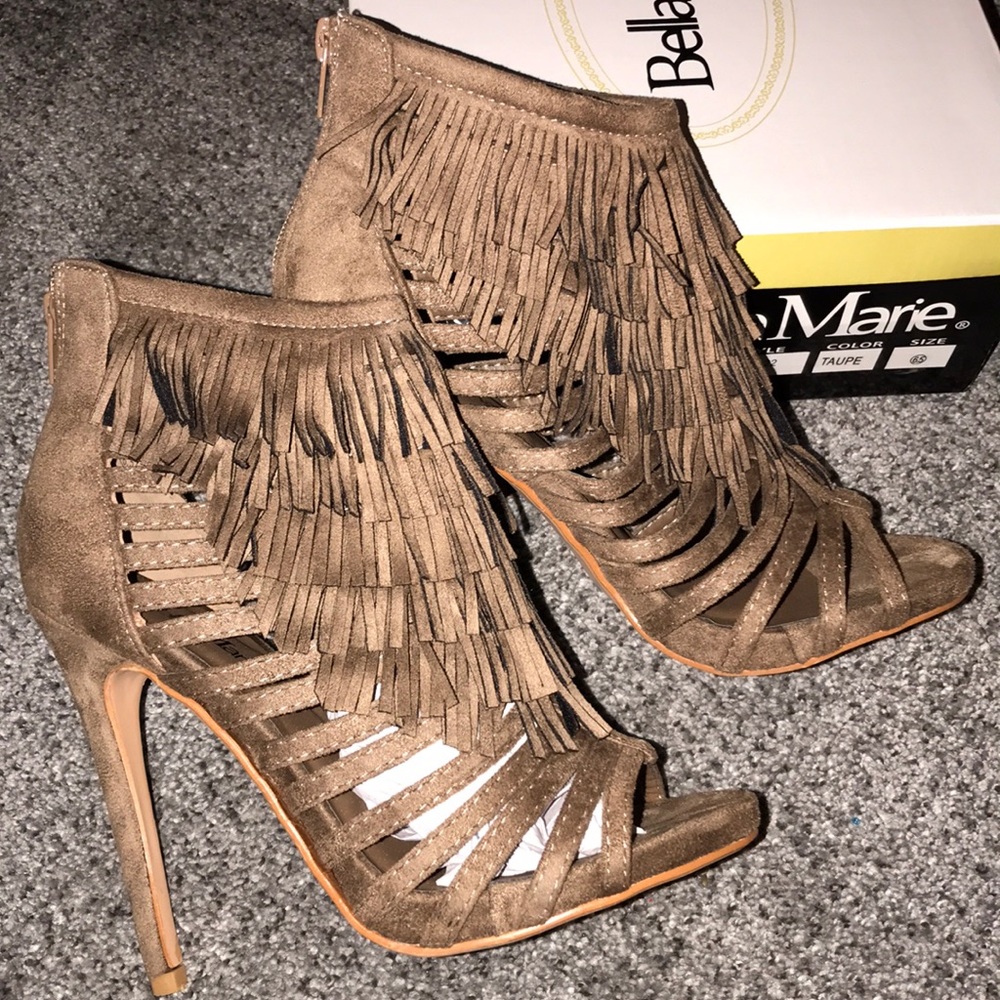Sandals - Picture 4 of 8